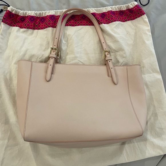 Tory Burch York Small Saffiano Leather Tote Bag, Light Oak - Picture 9 of 10